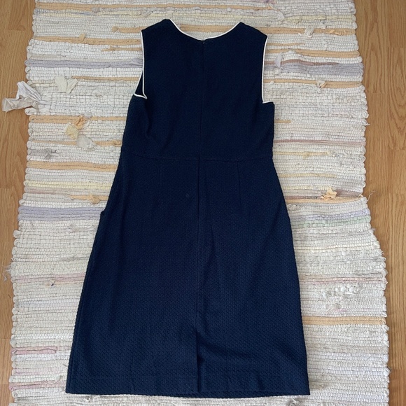Lands’ End Navy Blue and White Basketweave Sleeveless Sheath MIDI Dress - Picture 6 of 8